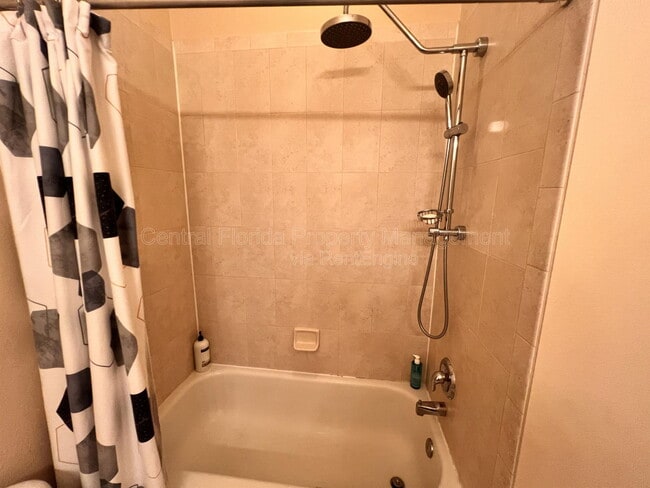 Building Photo - 1519 Lake Baldwin Ln