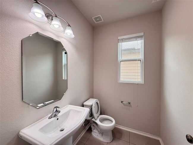 Building Photo - 1922 Tasmanian Tiger Trace