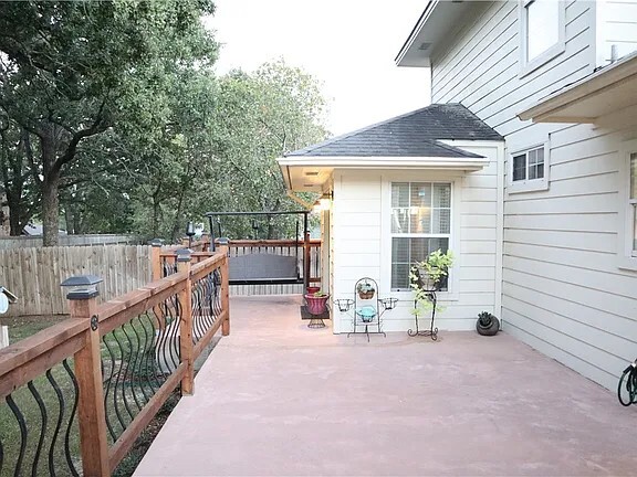 outside patio - 3811 Caleb Ct