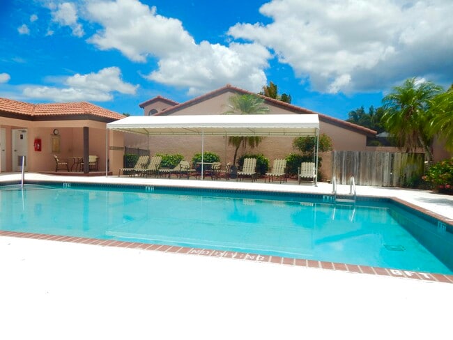 Building Photo - 22864 Marbella Cir