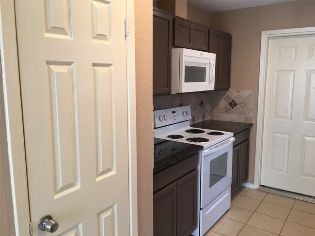 Building Photo - 6219 Westbranch Dr