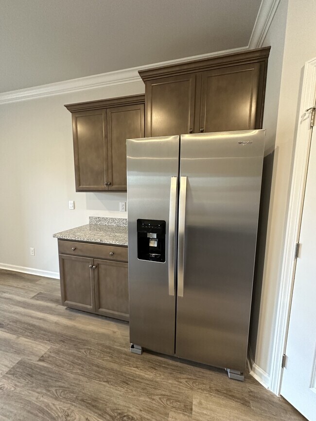 Building Photo - 231 Antler Ridge Dr