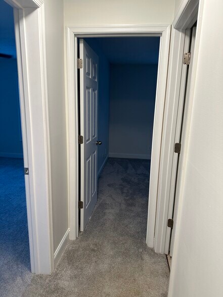 Building Photo - 623 Wyndhurst Dr