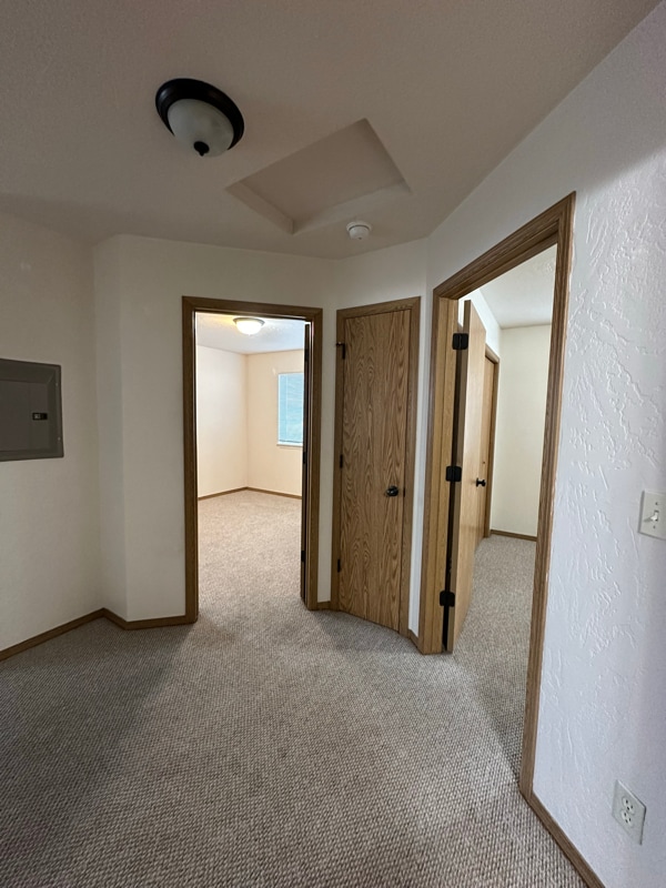 Building Photo - 33 Appleway Dr