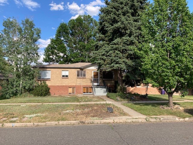 Primary Photo - 2160 King St