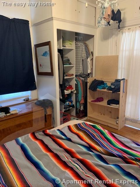 Building Photo - 68 Alpine St