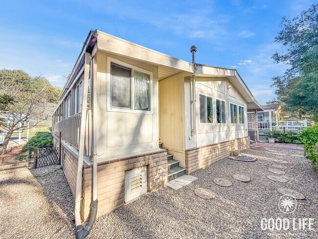 Building Photo - Beautiful 2B/2BA 55+ Community Home w/ AC, Parking, W/D, and Community Amenities!