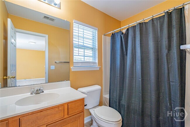 Building Photo - 7 Briarcliff Way