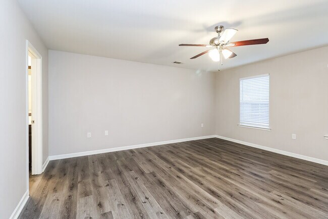 Building Photo - 4933 Broad Leaf Ct