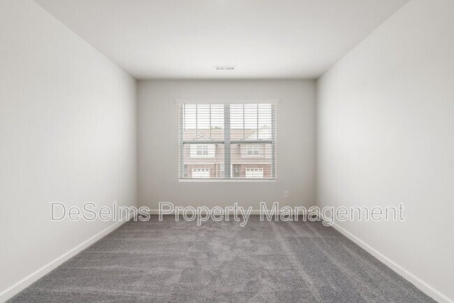 Building Photo - 431 Alcott Wy