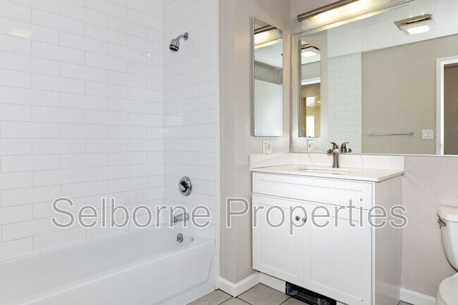 Building Photo - 1401 Jackson St