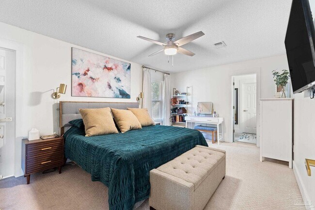 Building Photo - 5276 Springdale Dr