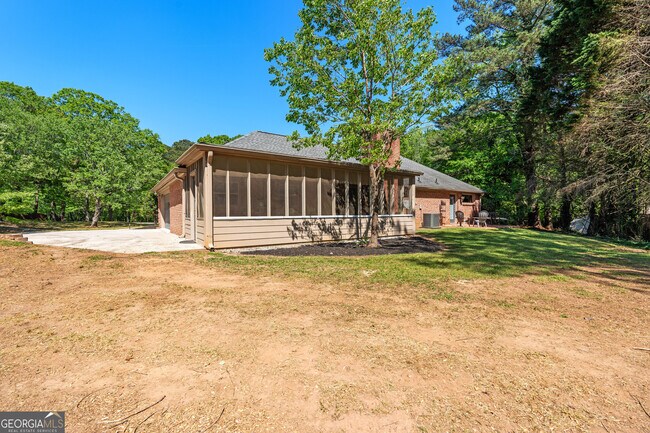 Building Photo - 101 Waterwood Bend