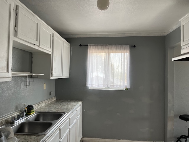 Kitchen - 355 E 56th St