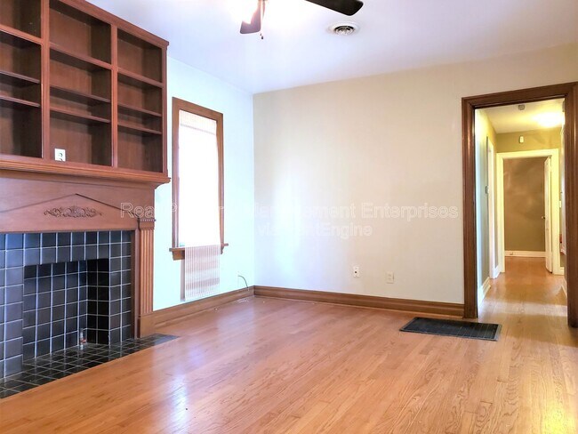 Building Photo - 1112 NW 44th St