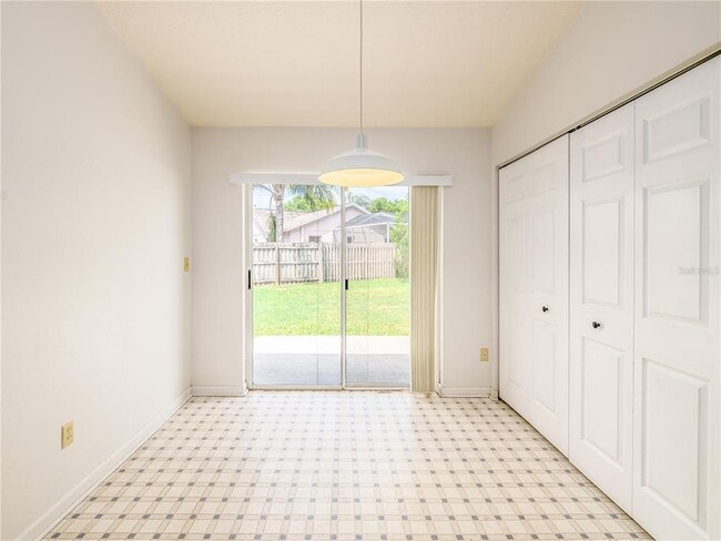 Building Photo - 1407 Wakefield Dr