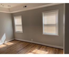 Building Photo - 2501 Linden Ave