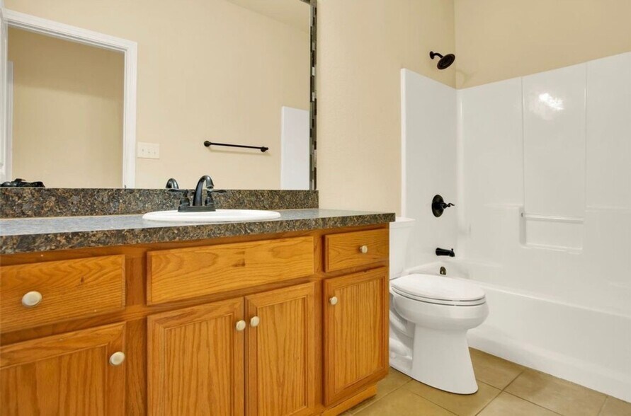Building Photo - 4813 Pinnacle Pl