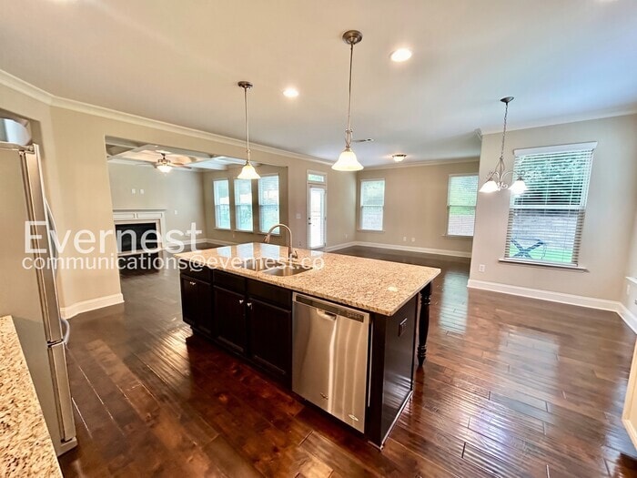 Building Photo - 2641 Arnold Palmer Way