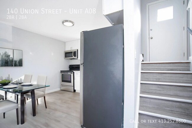 Building Photo - 140 Union St