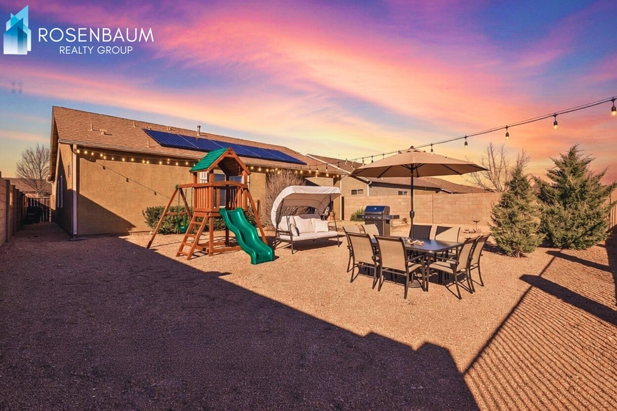 Building Photo - Gorgeous 3-bedrooms, 2-baths home in the desirable Granville community of Prescott Valley!