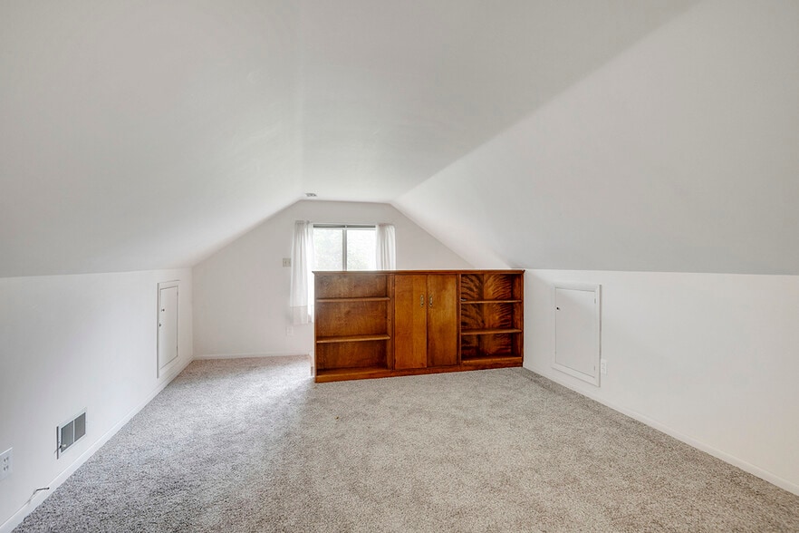 Building Photo - 1633 McDonald St NW