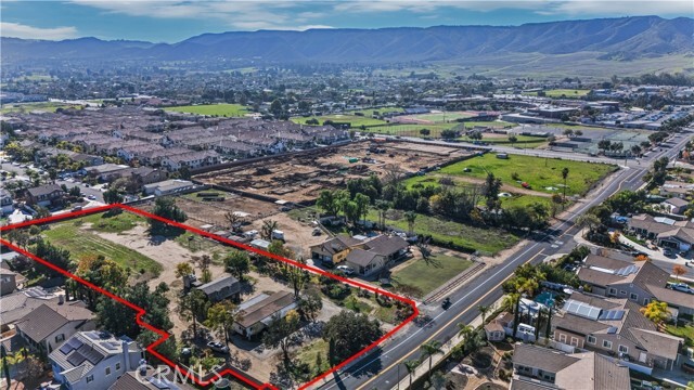 Building Photo - 41866 Magnolia St