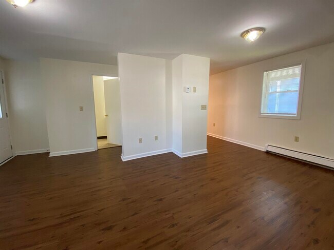 Building Photo - 53 Walker St