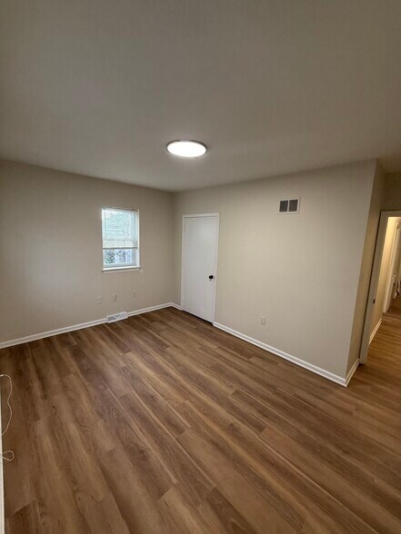 Building Photo - 2808 N Jefferson St