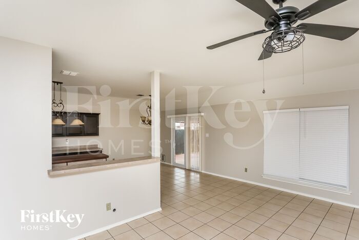 Building Photo - 6927 Misty Meadow Ln