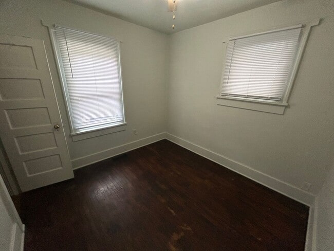 Building Photo - 2bed/1bath Single Family Home For Rent in ...