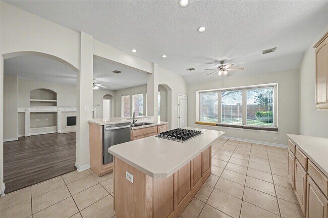 Building Photo - 5807 Bayberry Way