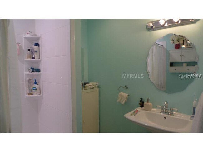 Building Photo - 3109 W Horatio St