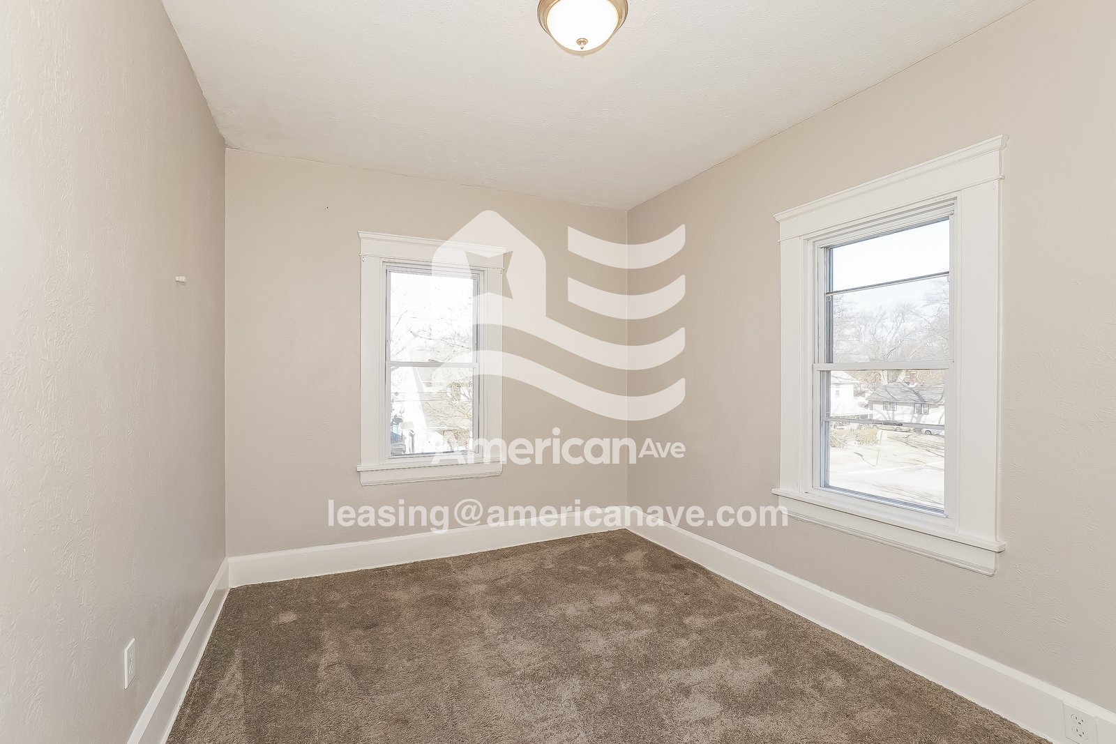 Building Photo - 1069 Herberich Ave