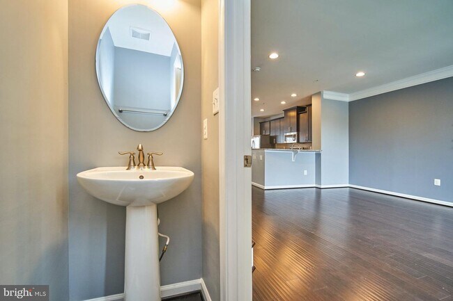 Half Bath - 8126 S Channel Dr