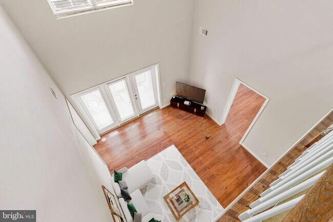 Building Photo - 501 Hungerford Dr