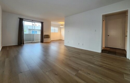 Interior Photo - 1235 Brockton Ave