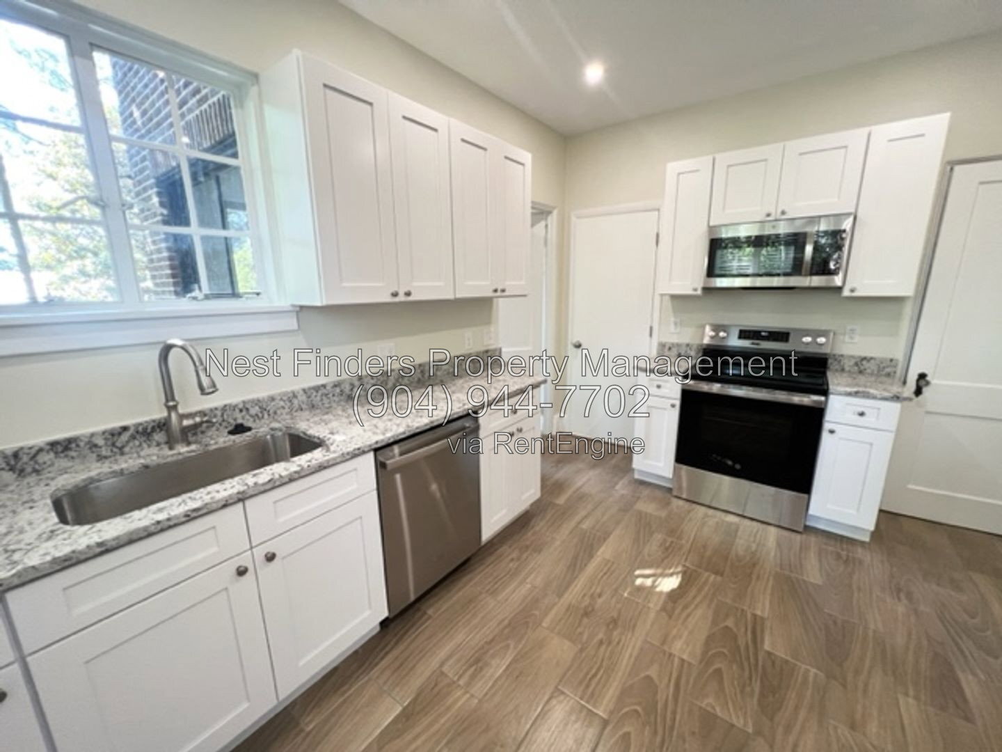 Building Photo - 3562 Hedrick St