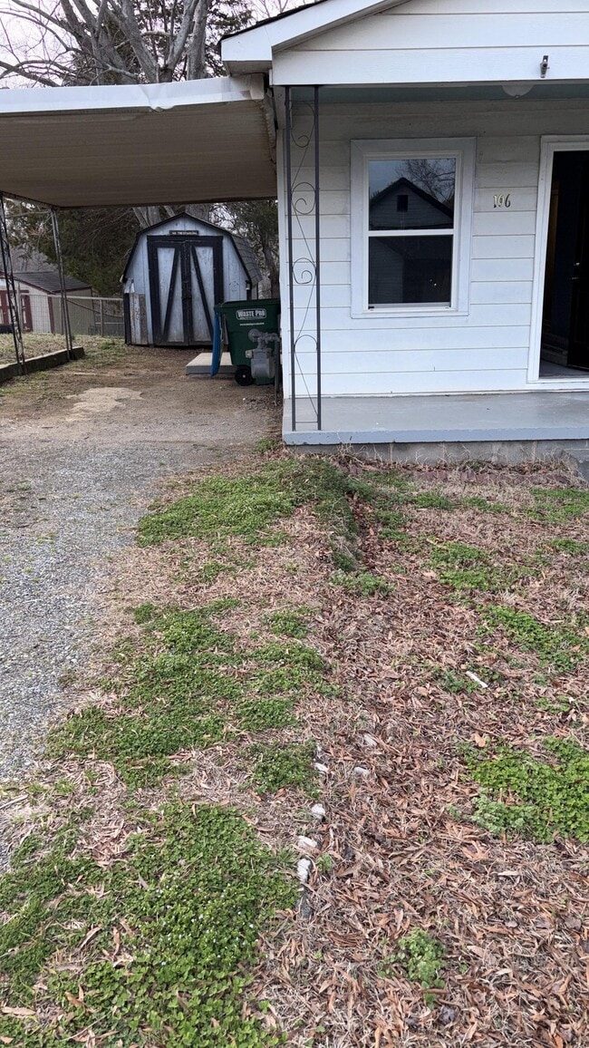 Building Photo - 106 Hillcrest Dr