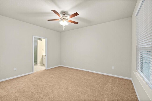 Building Photo - 1156 Autumn Heather Dr
