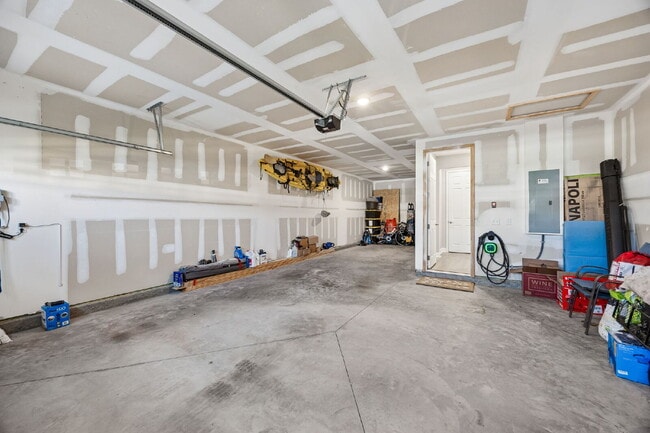 Building Photo - FOR RENT!!!!!