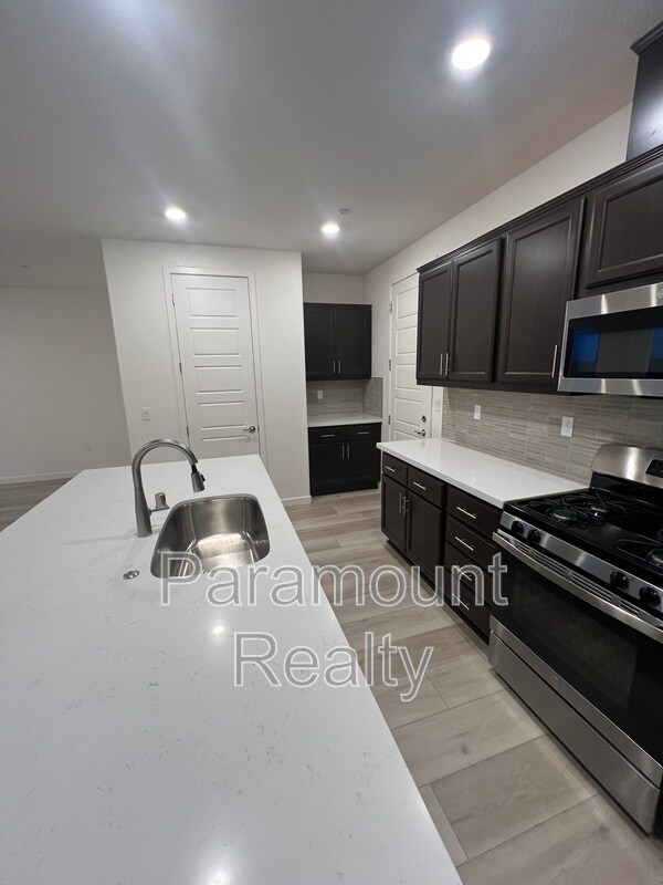 Building Photo - 5459 Knights Valley Ln