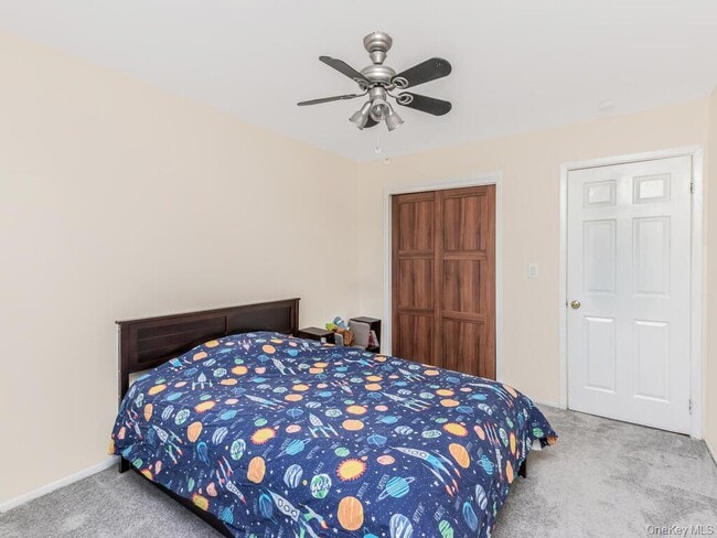 Building Photo - 380 N Broadway