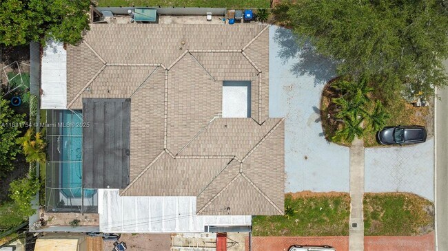 Building Photo - 7521 Johnson St
