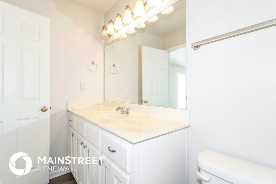 Building Photo - 2419 Lasonya Ln