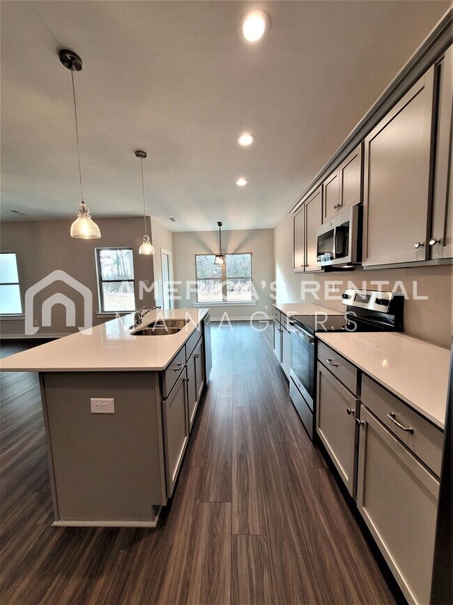 Building Photo - 104 Flintlock Wy
