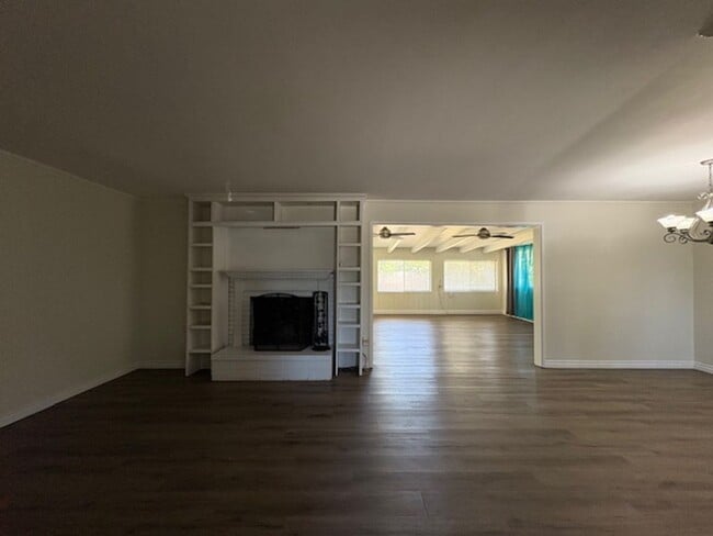 Building Photo - Redlands 4 Bedroom Home