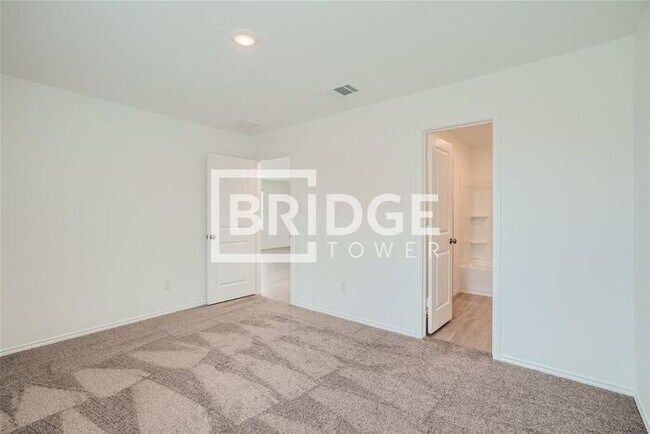 Building Photo - 5307 Hornsbeck Heights Converse, TX 78109