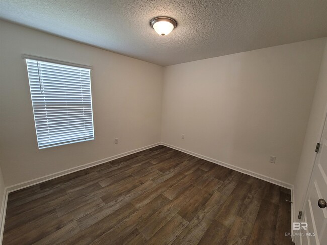 Building Photo - 14693 Dayton Cir