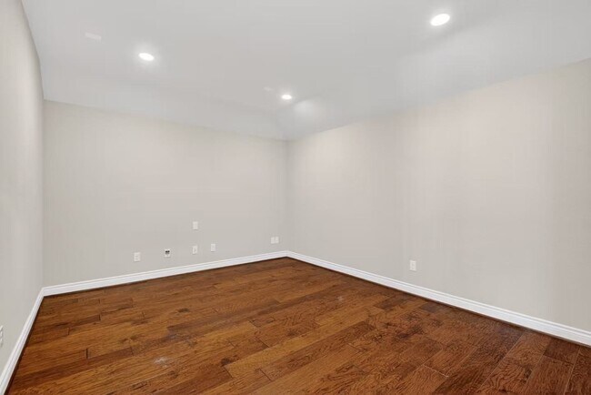 Building Photo - 25610 Fleming Lodge Ln